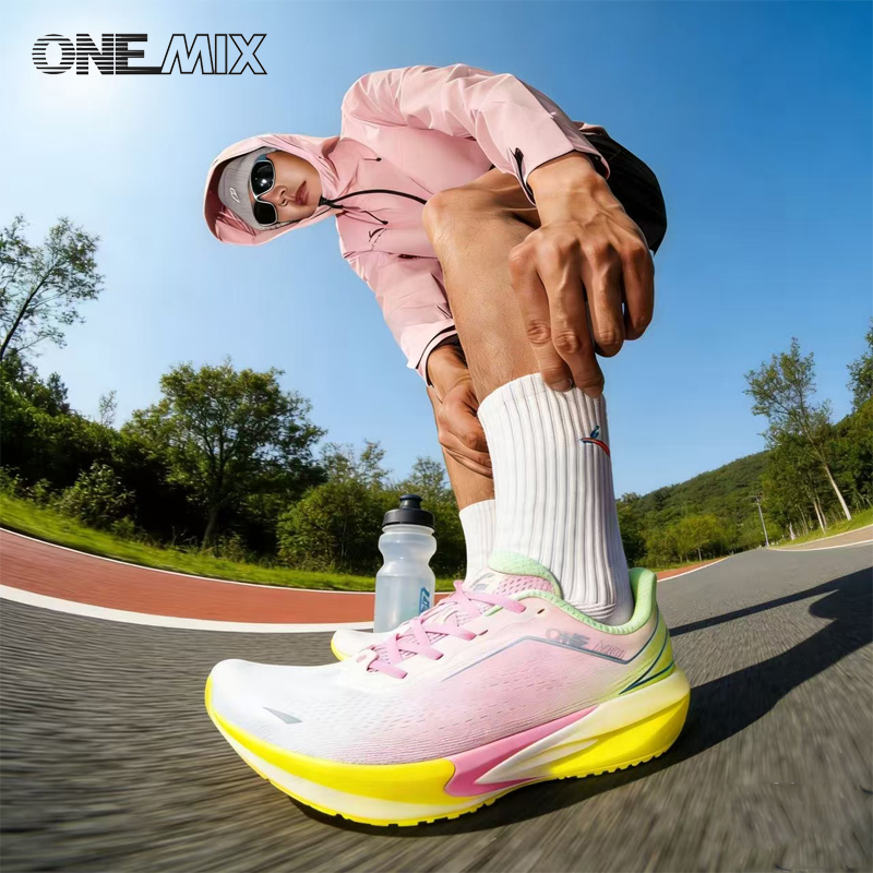 Reflective Night Running Shoes - ONEMIX Scarpe da corsa per uomo